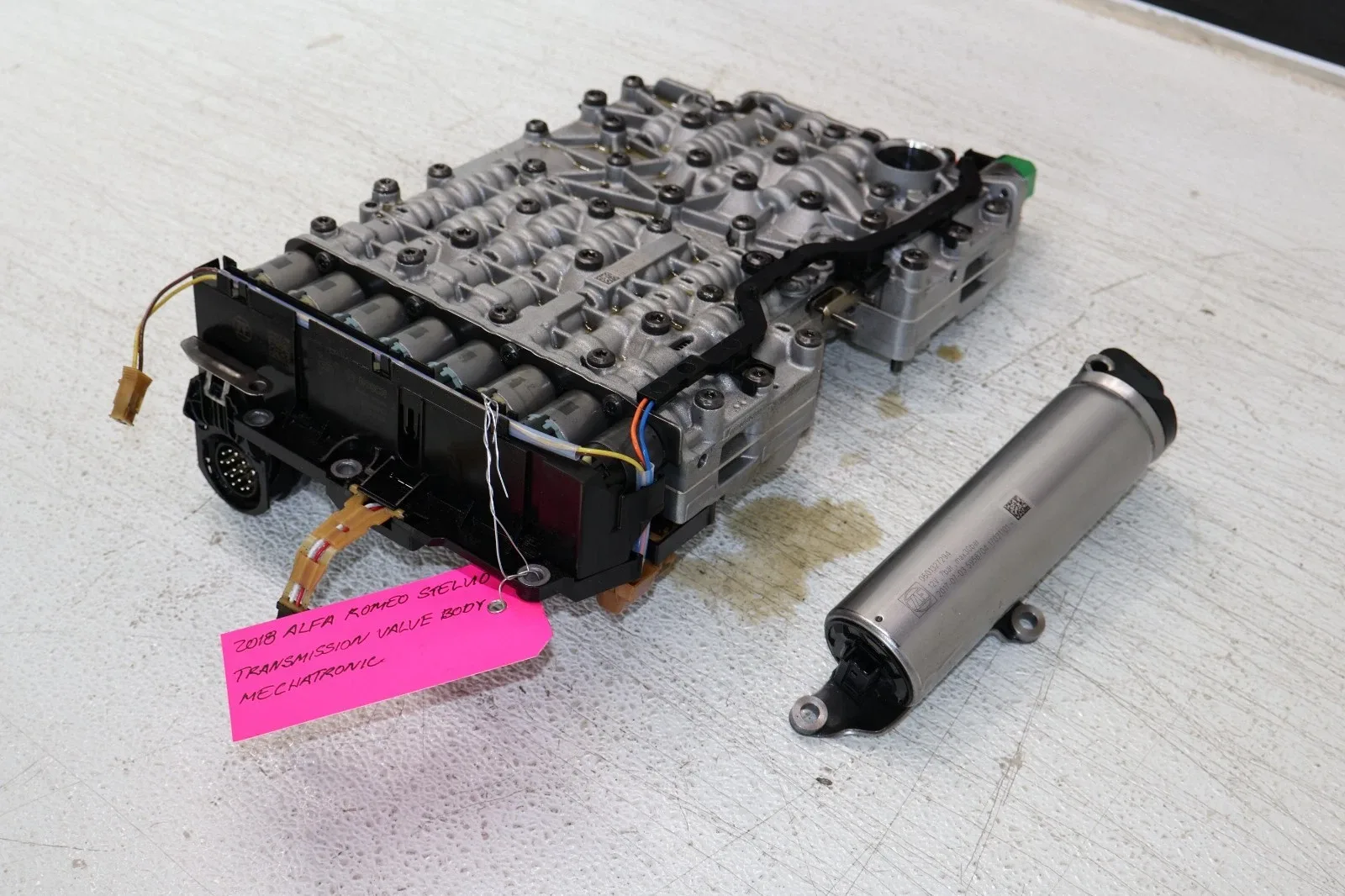 2017-2023 Alfa Romeo Stelvio Mechatronic Transmission Valve Body with Oil Pump
