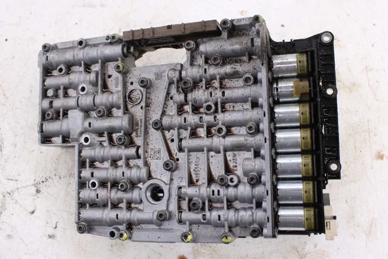 15-17 Ford Mustang Conv V6 3.7L RWD 6-Spd Auto Transmission Valve Body w Oil Pan image 2
