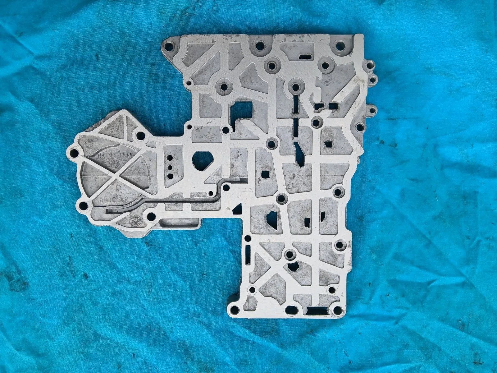 MoPaR 727 Transmission Valve Body (1975/76 BIG BLOCK bare bottom half) image 2
