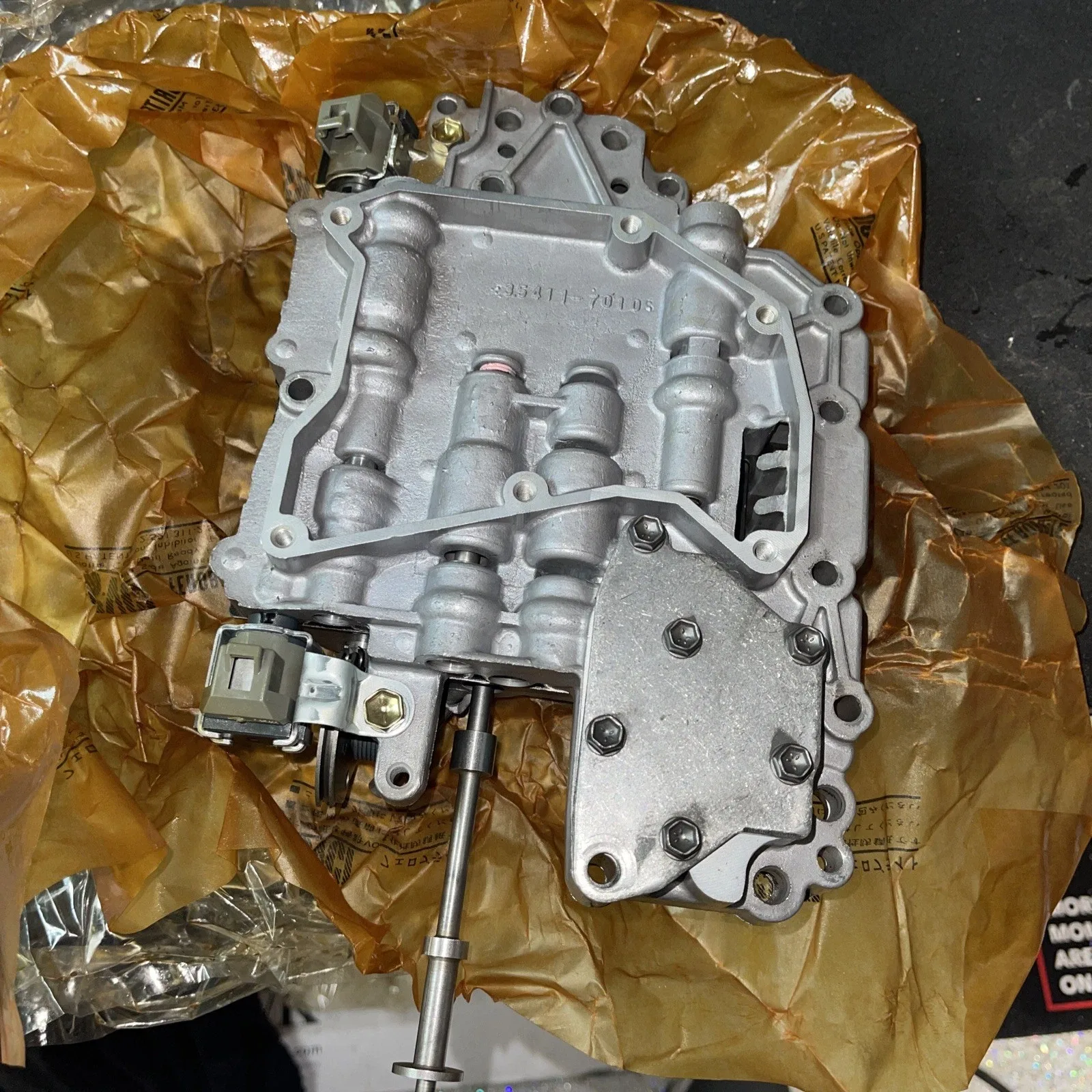 NOS OEM GM Suzuki Toyota AW-A2F-71 Valve Body Assembly 35414 35411-7010 ATF-AW2