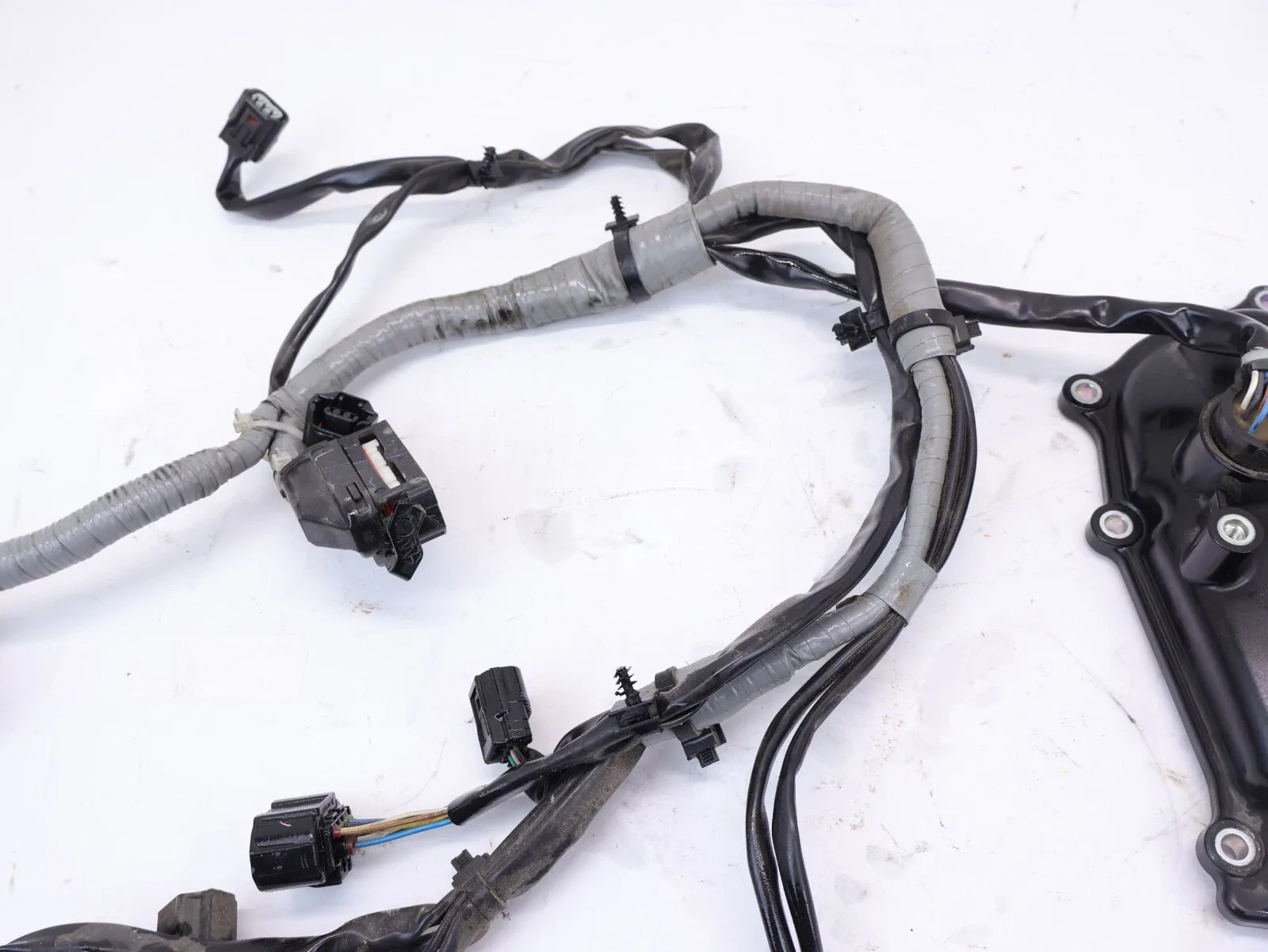 2020-2023 Subaru Crosstrek CVT Throttle Valve Body Cover Harness (2.0L) image 4
