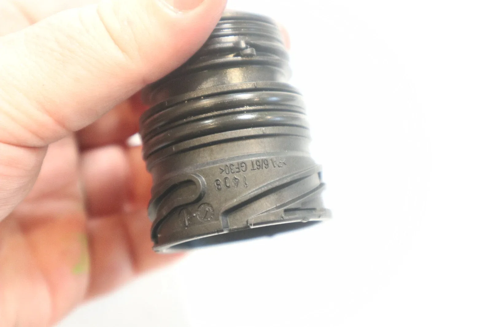 08 BMW 650i transmission valve body mechatronic socket adapter housing 561541