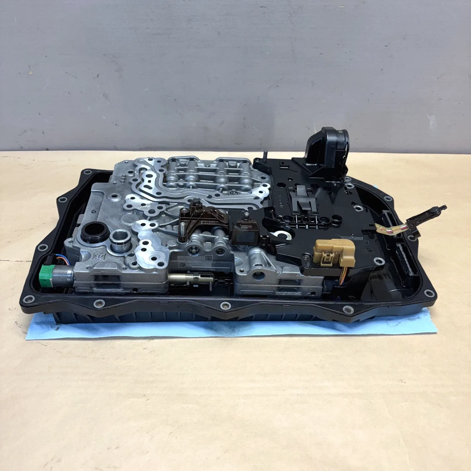 2012-2018 550I 650I 750I GENUINE BMW MECHATRONIC VALVE BODY MODULE OEM