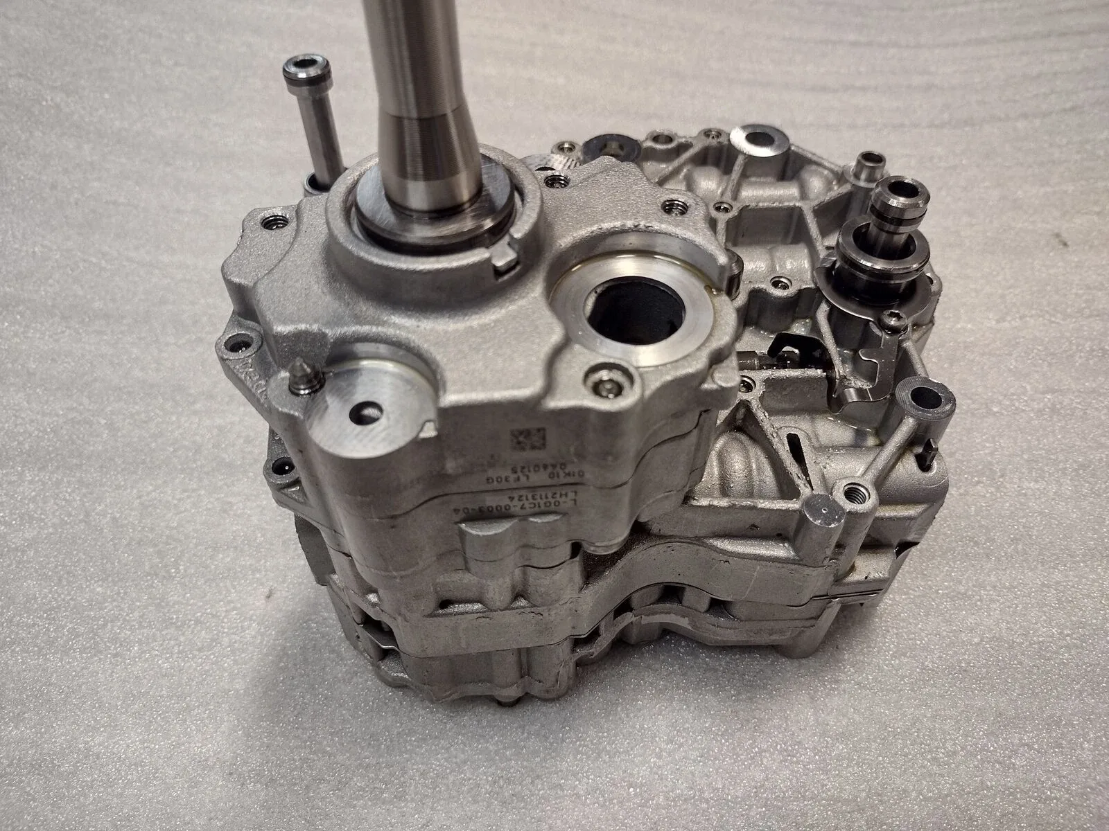 Audi 01J VL300-7 CVT Multitronic Transmission Valve Body and Pump 2006-up image 4