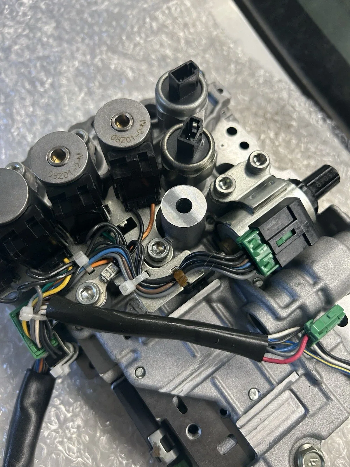 2009 Mitsubishi Outlander 2.4L Transmission Valve Body image 2