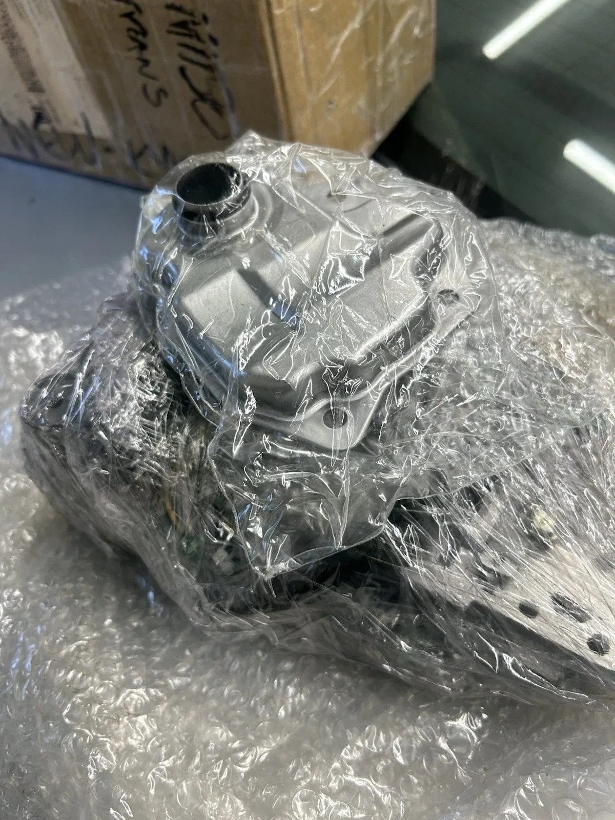 2009 Mitsubishi Outlander 2.4L Transmission Valve Body image 3