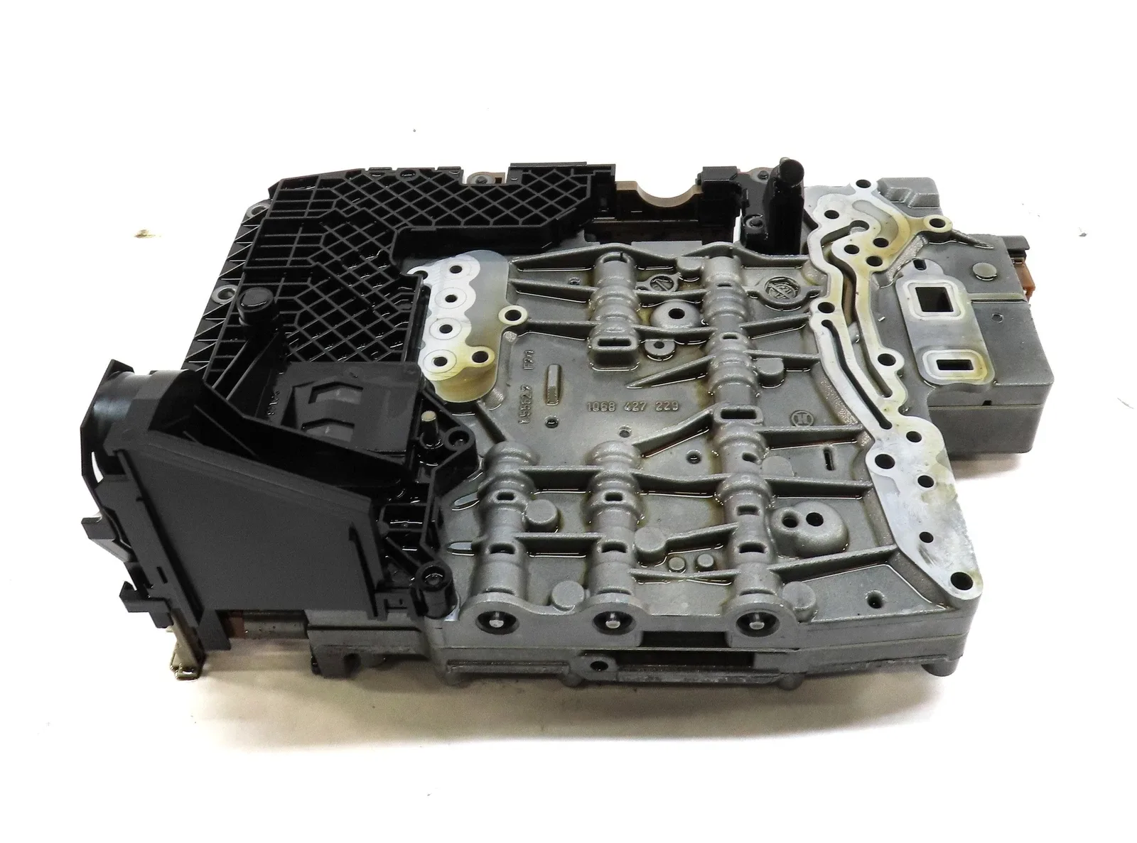 2012-2014 BMW X5M/X6M 4.4L 6HP26 Transmission Valve Body - 400-62483 image 2