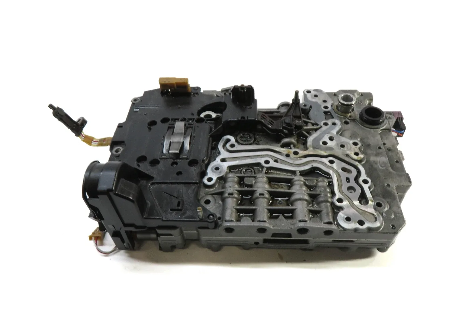 13-15 ACTIVE 7 HYBRID F01 3.0L N55 HYBRID AUTO TRANS 8 SPEED- VALVE BODY GA8P70H image 3