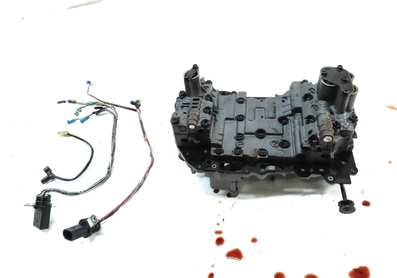 2015-2018 VW CC / Tiguan / Audi Q3 (8U) 09M Automatic Transmission Valve Body - 14y120359f image 2