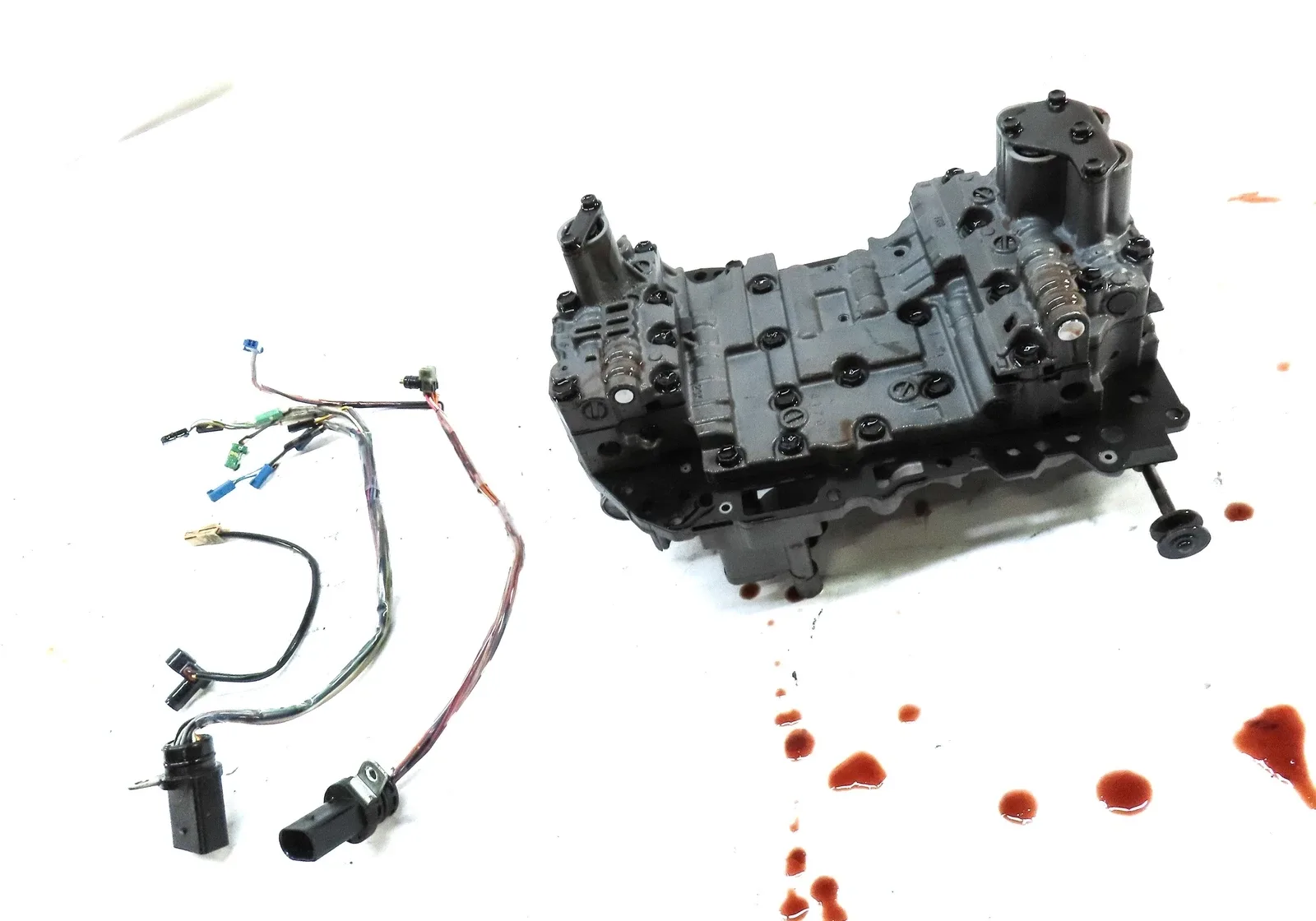 2015-2018 VW CC / Tiguan / Audi Q3 (8U) 09M Automatic Transmission Valve Body - 14y120359f image 3