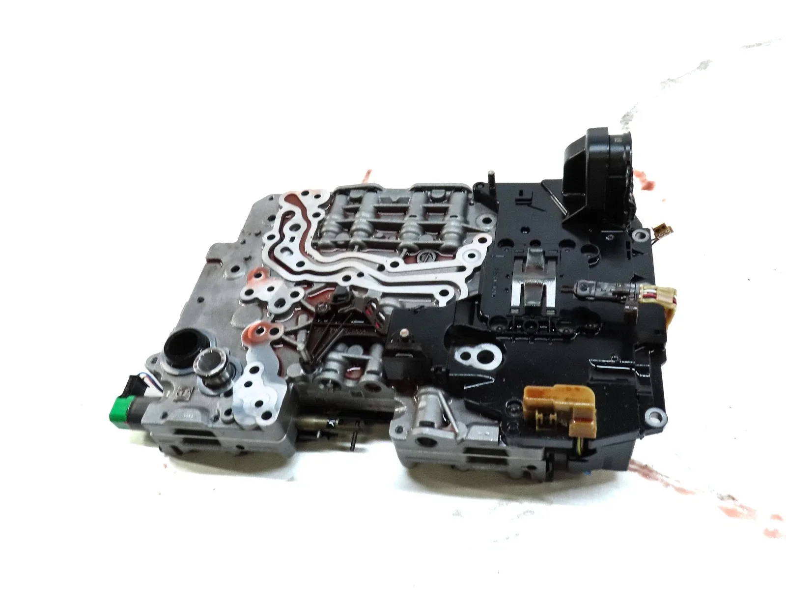 2013-2015 BMW X1 (E84) 28iX - AWD 2.0L TURBO 8HP-45 TRANSMISSION VALVE BODY image 3