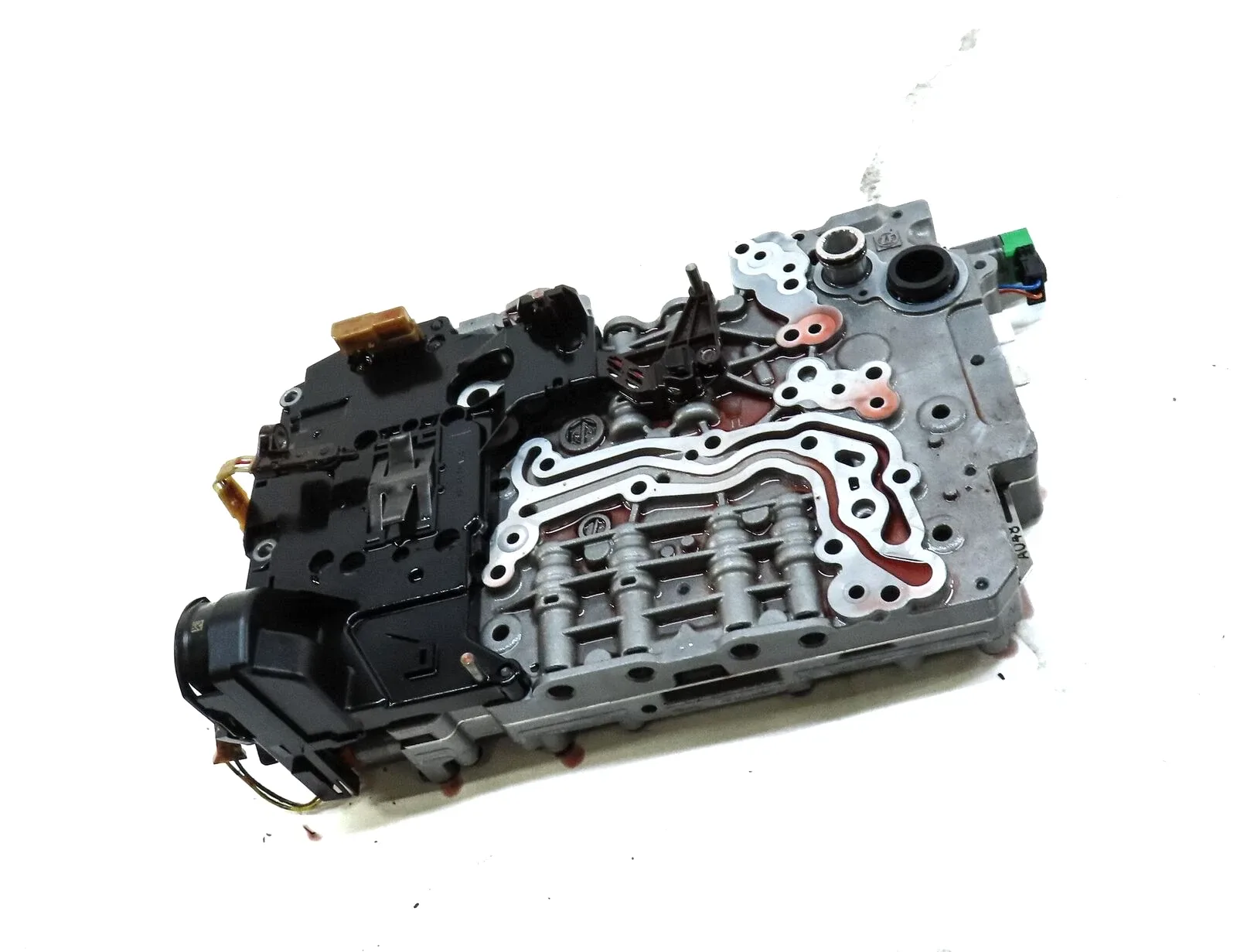 2013-2015 BMW X1 (E84) 28iX - AWD 2.0L TURBO 8HP-45 TRANSMISSION VALVE BODY