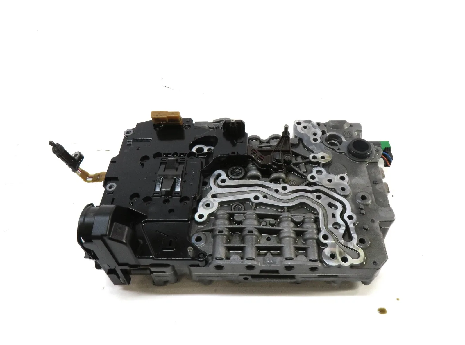 2011-2014 BMW X3 (F25) A/T 35iX 8HP-45 8 SPEED AUTOMATIC TRANSMISSION VALVE BODY image 3