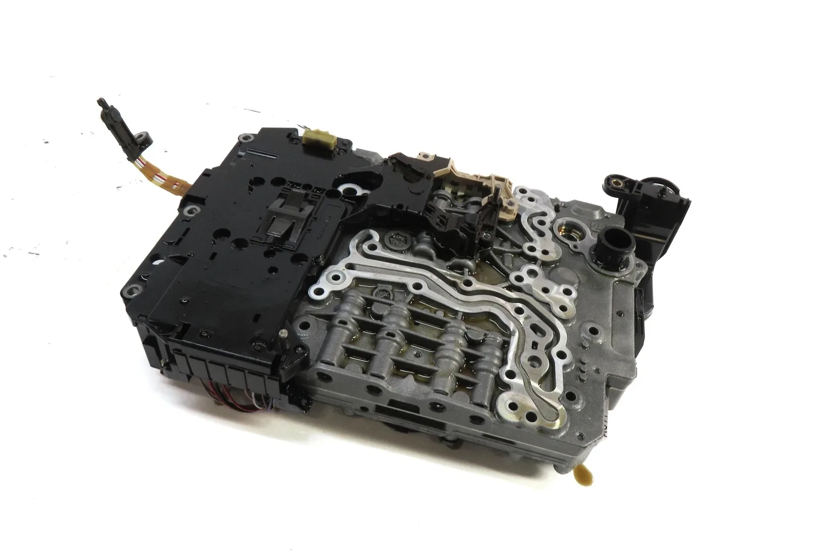 2013-2015 AUDI A6 (C7) 2.0L AWD QUATTRO - A/T AUTOMATIC TRANSMISSION VALVE BODY