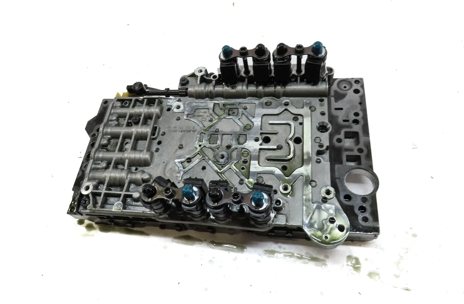 2014 Mercedes ML350 / 2016 GLE350 (W166) 722.9 Transmission Valve Body Block - R1212770001 image 2