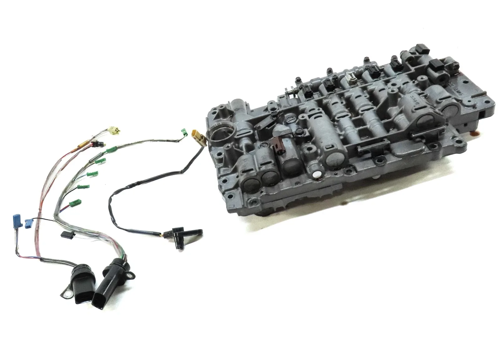 2009-2010 Audi Q7 3.0L TDI Transmission Valve Body MPN 9D300039L image 3