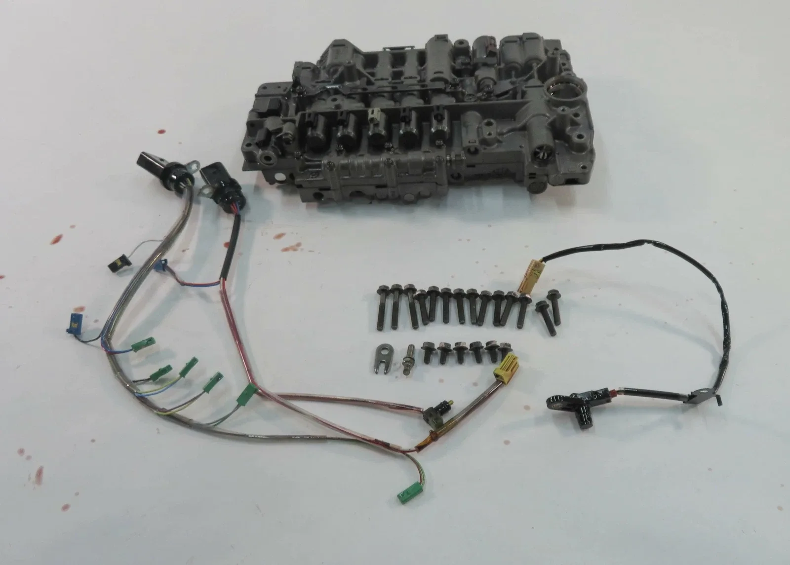 2009-2010 AUDI Q7 (4L) 3.0L TDI DIESEL ENGINE AUTOMATIC TRANSMISSION VALVE BODY