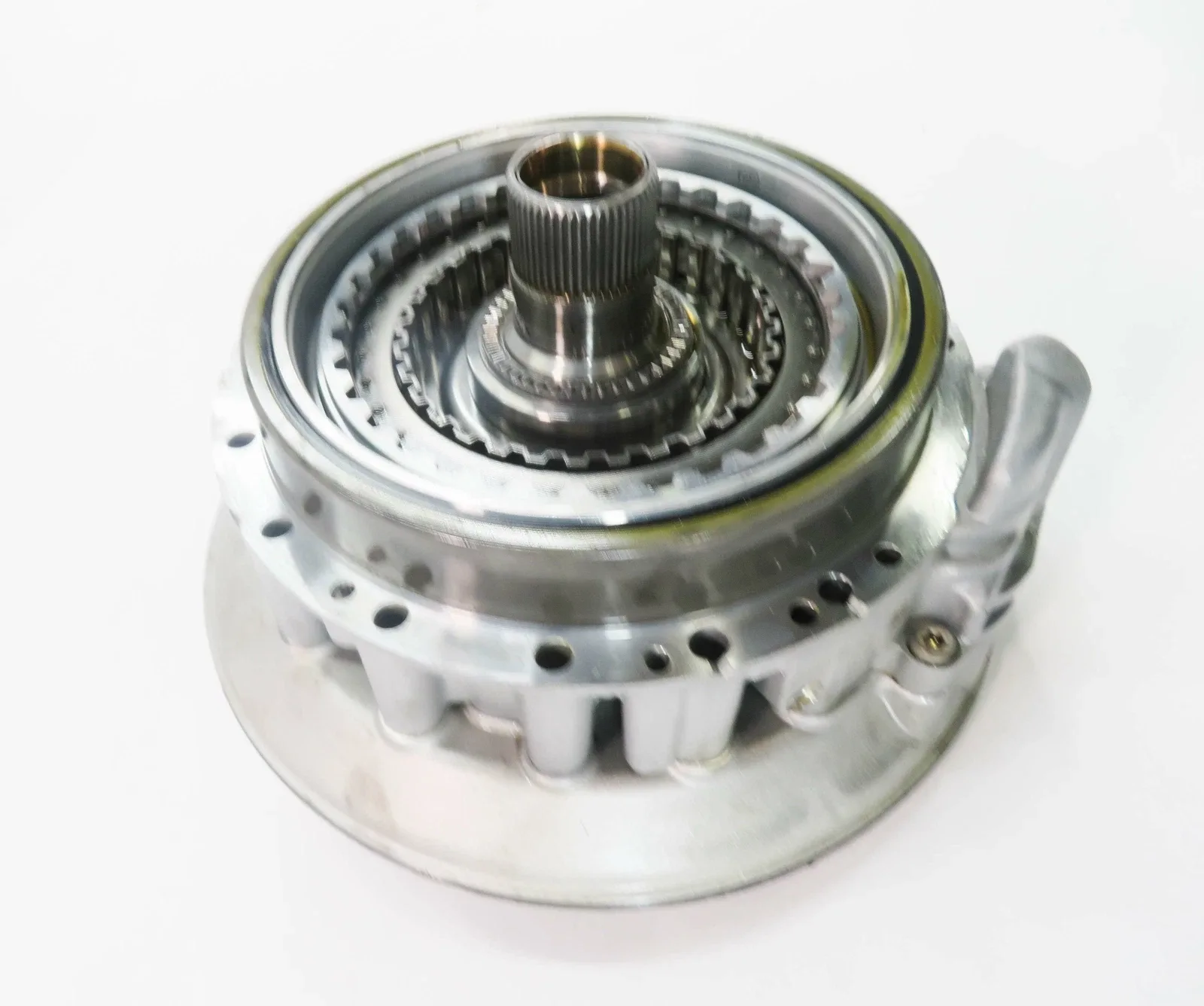 2010-2012 BMW 550i 550iGT (F07 F10) 4.4L N63 8HP-70 A/T TRANSMISSION VALVE BODY image 4