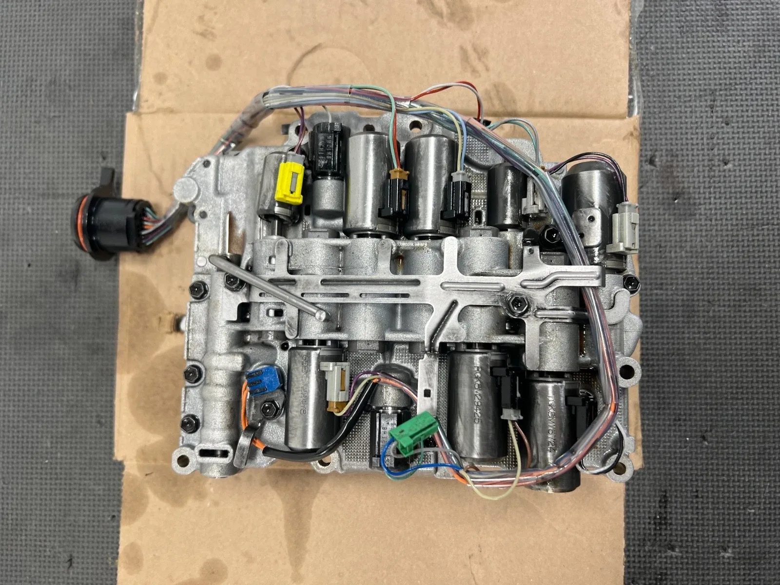 2016-2023 VOLVO XC90 TRANSMISSION VALVE BODY W/SOLENOID image 3