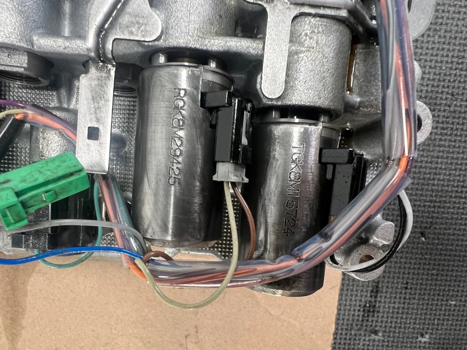 2016-2023 VOLVO XC90 TRANSMISSION VALVE BODY W/SOLENOID image 4
