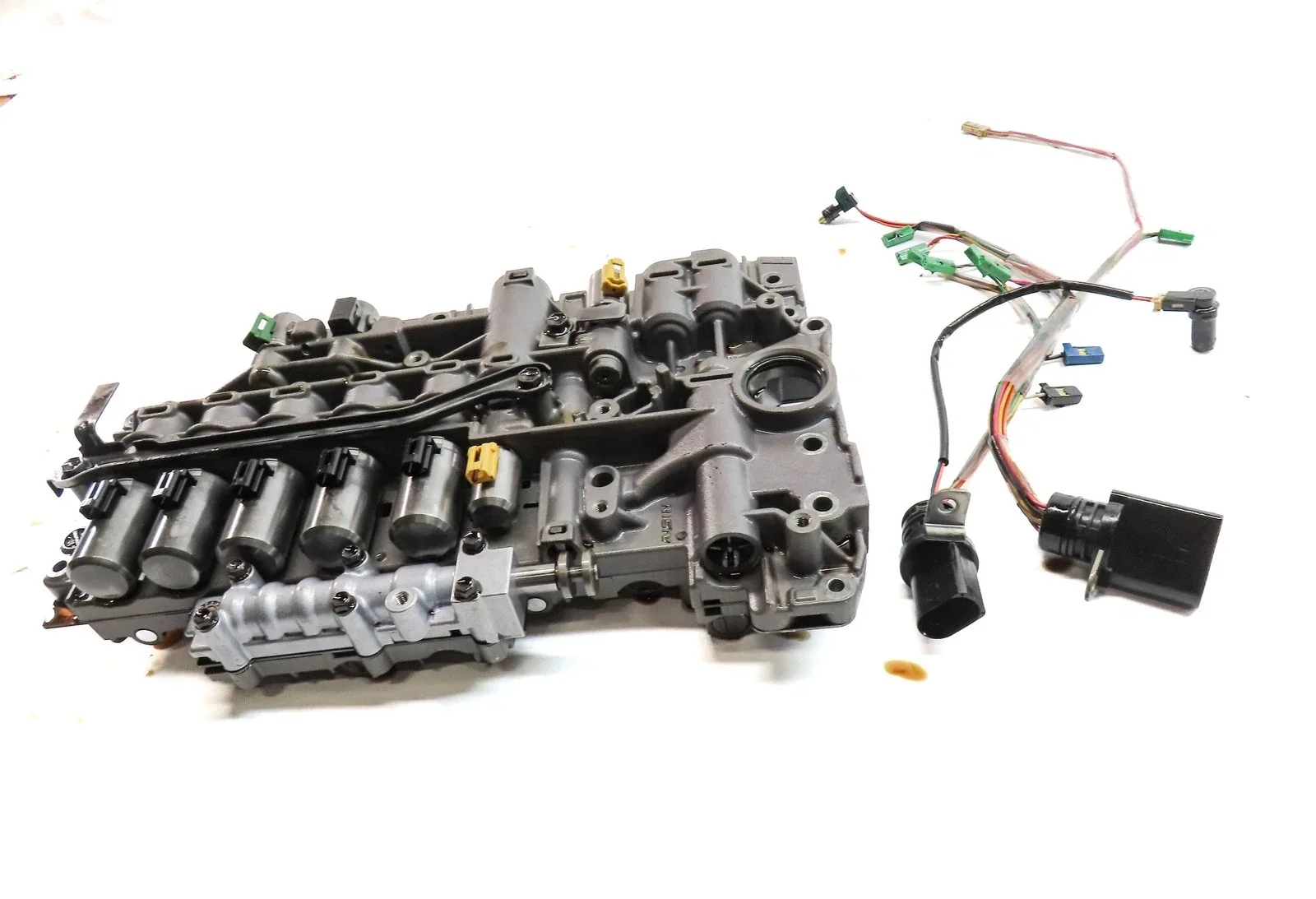 2011-2018 PORSCHE CAYENNE (958) A/T AUTO AUTOMATIC TRANSMISSION VALVE BODY image 2