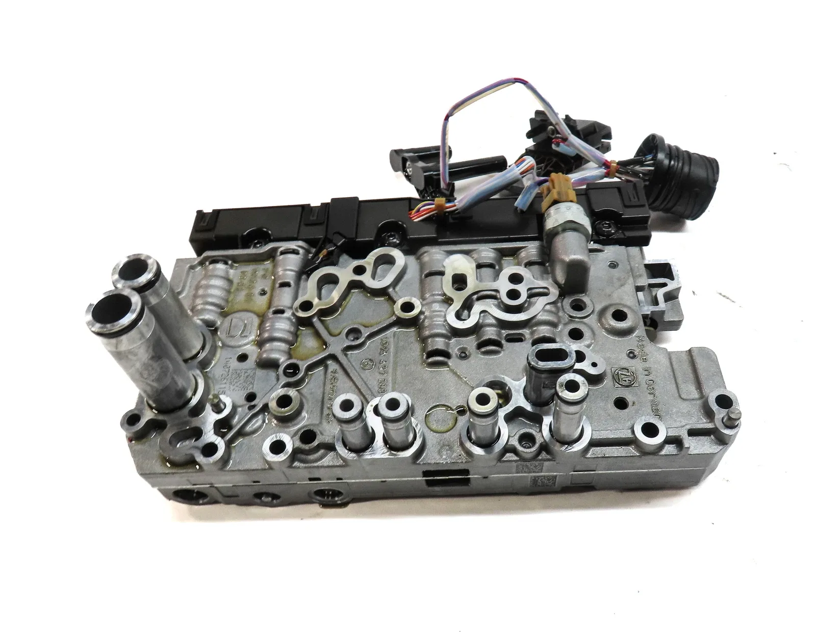 2014-2017 Land Rover Range Rover Evoque / Discovery Sport Transmission Valve Body LR057844 image 2
