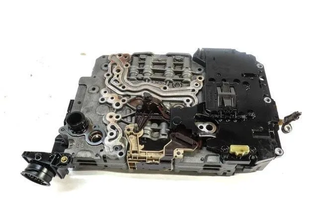 AUDI 11-17 A5 B8 8T (2011 A4 B8 8K) AWD 8 SPEED AUTO TRANSMISSION VALVE BODY image 2