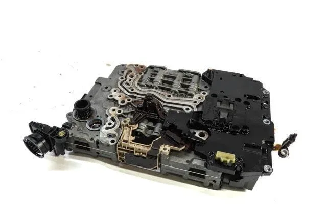 AUDI 11-17 A5 B8 8T (2011 A4 B8 8K) AWD 8 SPEED AUTO TRANSMISSION VALVE BODY image 3