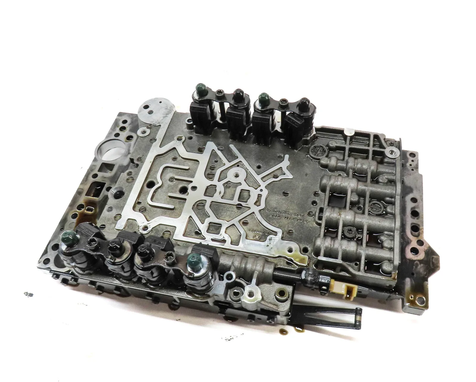 2010-2011 Mercedes GL450/GL550/ML550 722.9 Transmission Valve Body - 2202701906