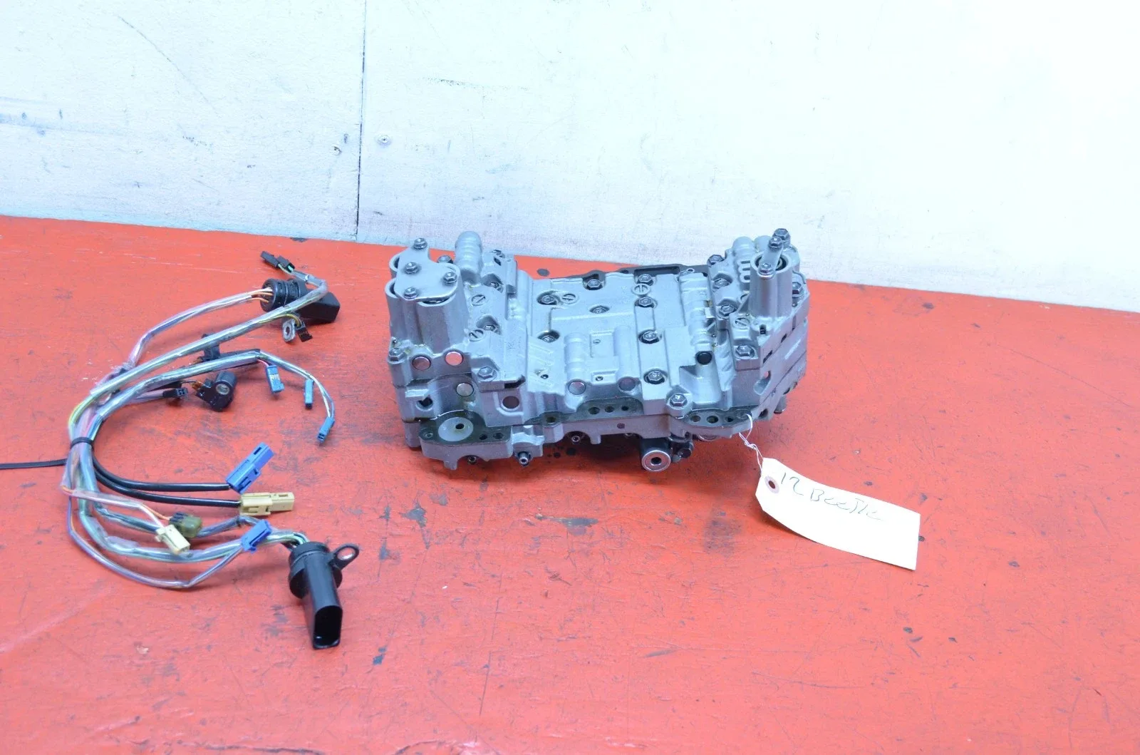 12-19 VOLKSWAGEN BEETLE 2.5L AUTOMATIC TRANSMISSION VALVE BODY OEM