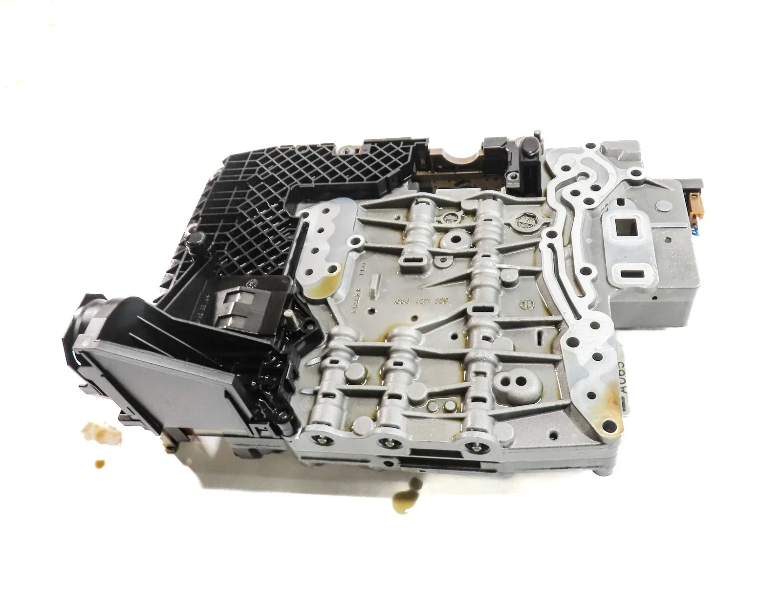12-14 BMW X5M X6M ///M (E70 E71) 6HP26 AT AUTO AUTOMATIC TRANSMISSION VALVE BODY image 4