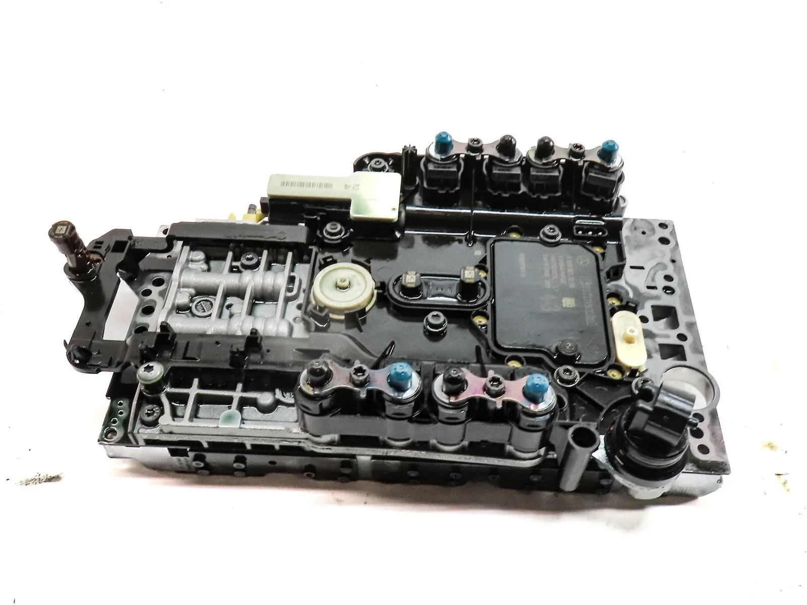 14-15 MERCEDES GLK350 X204 RWD AUTO TRANSMISSION VALVE BODY w/CONDUCTOR PLATE image 2