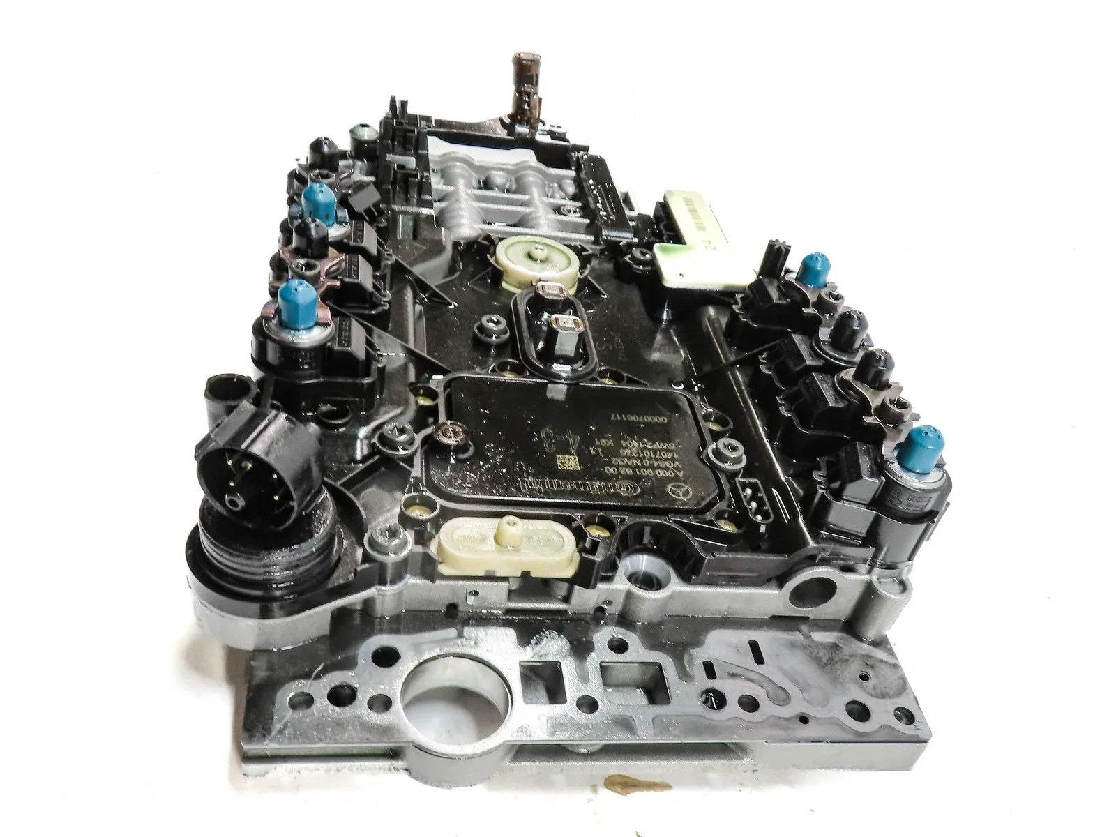 14-15 MERCEDES GLK350 X204 RWD AUTO TRANSMISSION VALVE BODY w/CONDUCTOR PLATE image 3