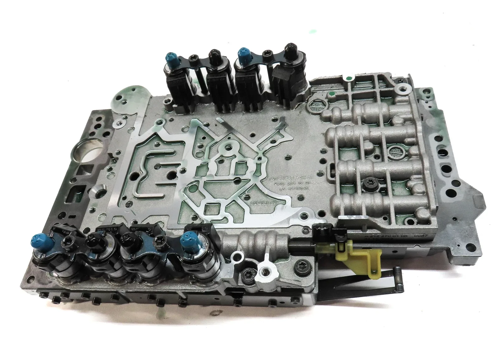 12-15 MERCEDES C250 C350 SLK250 SLK350 (W204) TRANSMISSION VALVE BODY BLOCK image 2