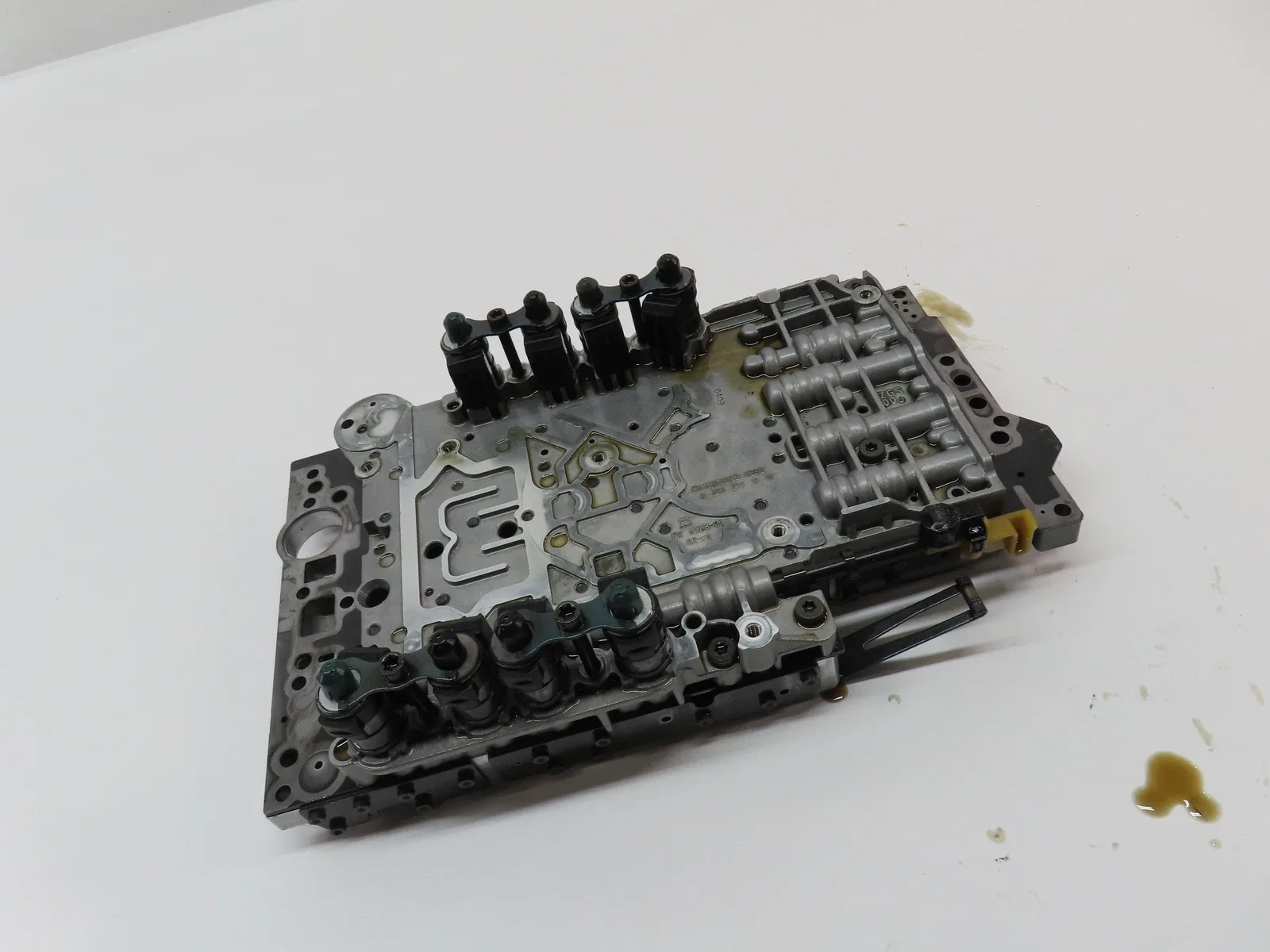 2011 Mercedes E350 (W212) 3.0L Diesel Automatic Transmission Valve Body Block - 2202271901 image 3