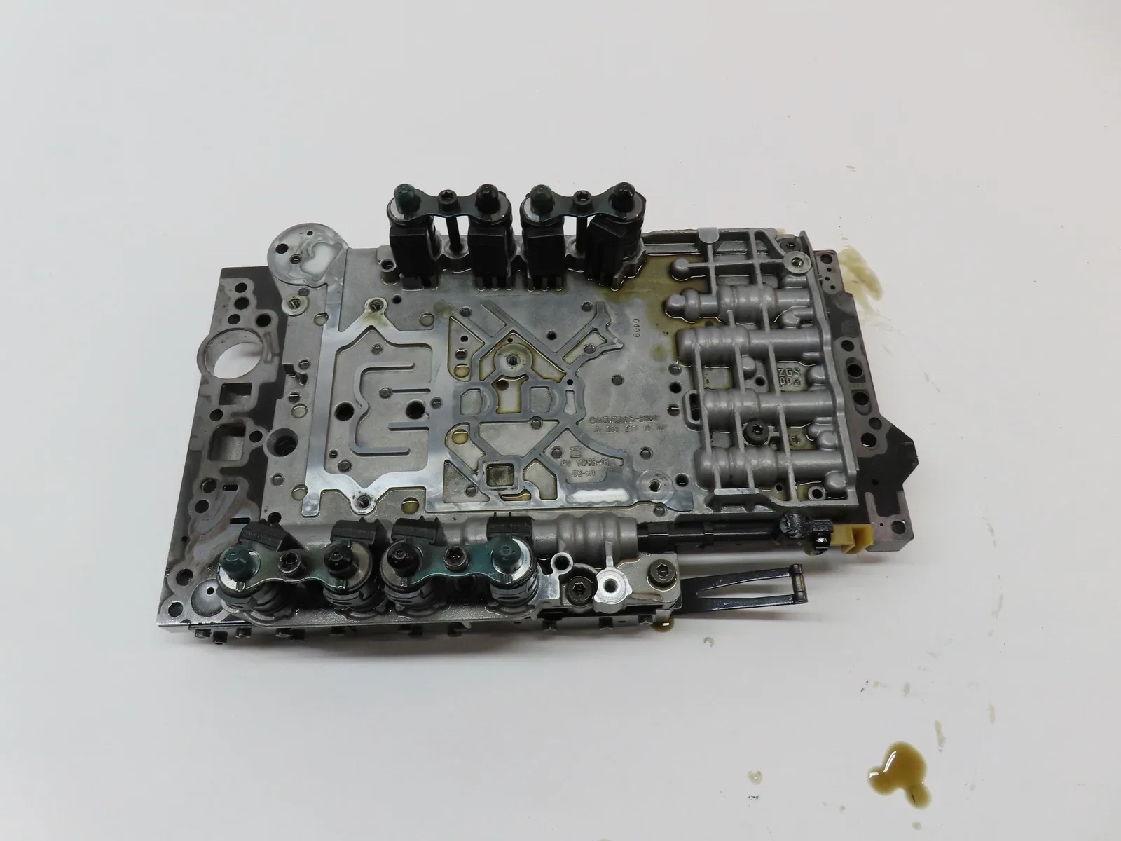 2011 Mercedes E350 (W212) 3.0L Diesel Automatic Transmission Valve Body Block - 2202271901 image 4