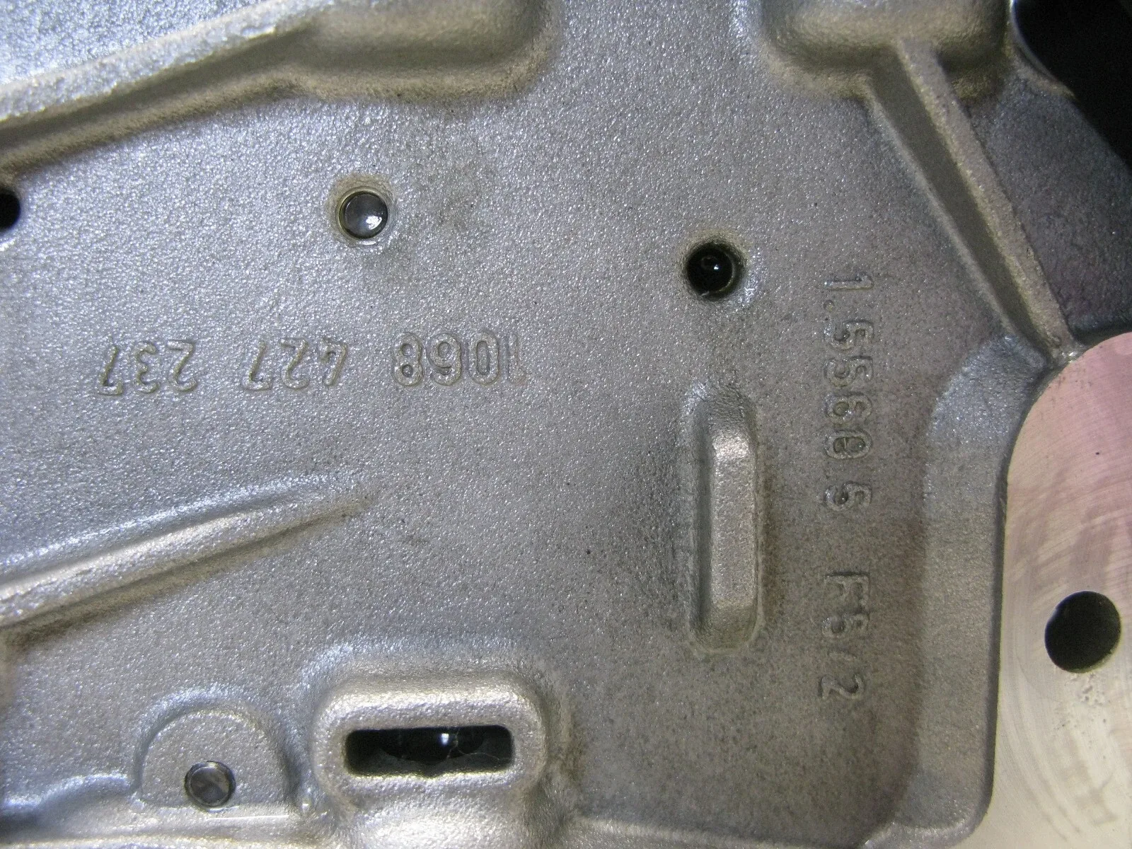 09-10 AUDI QUATTRO B8 A4 2.0 AT MECHATRONIC TRANSMISSION LML VALVE BODY 100323B image 4