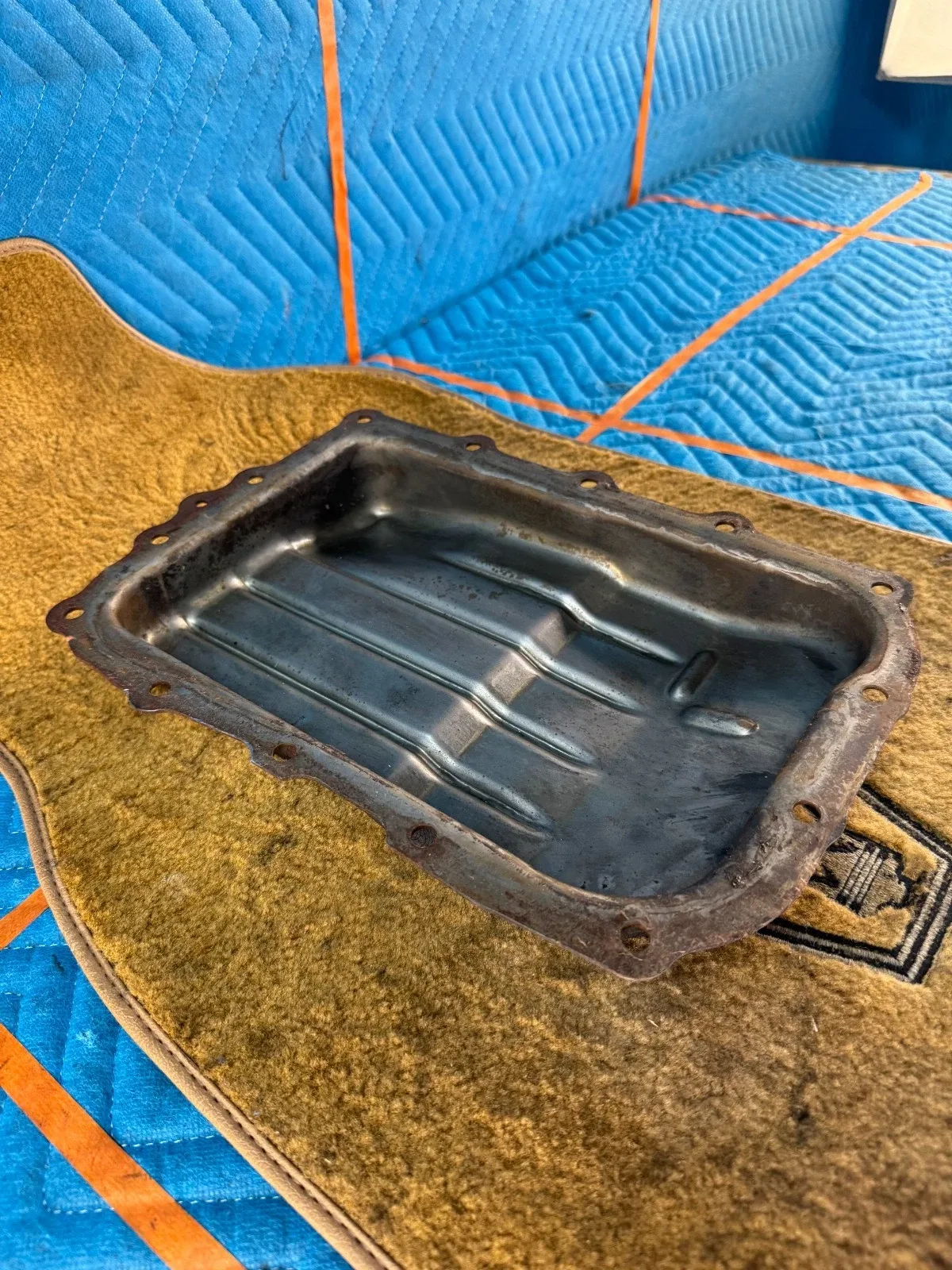 1989–1991 CHRYSLER TC MASERATI 46K Transmission Oil Pan OEM image 3