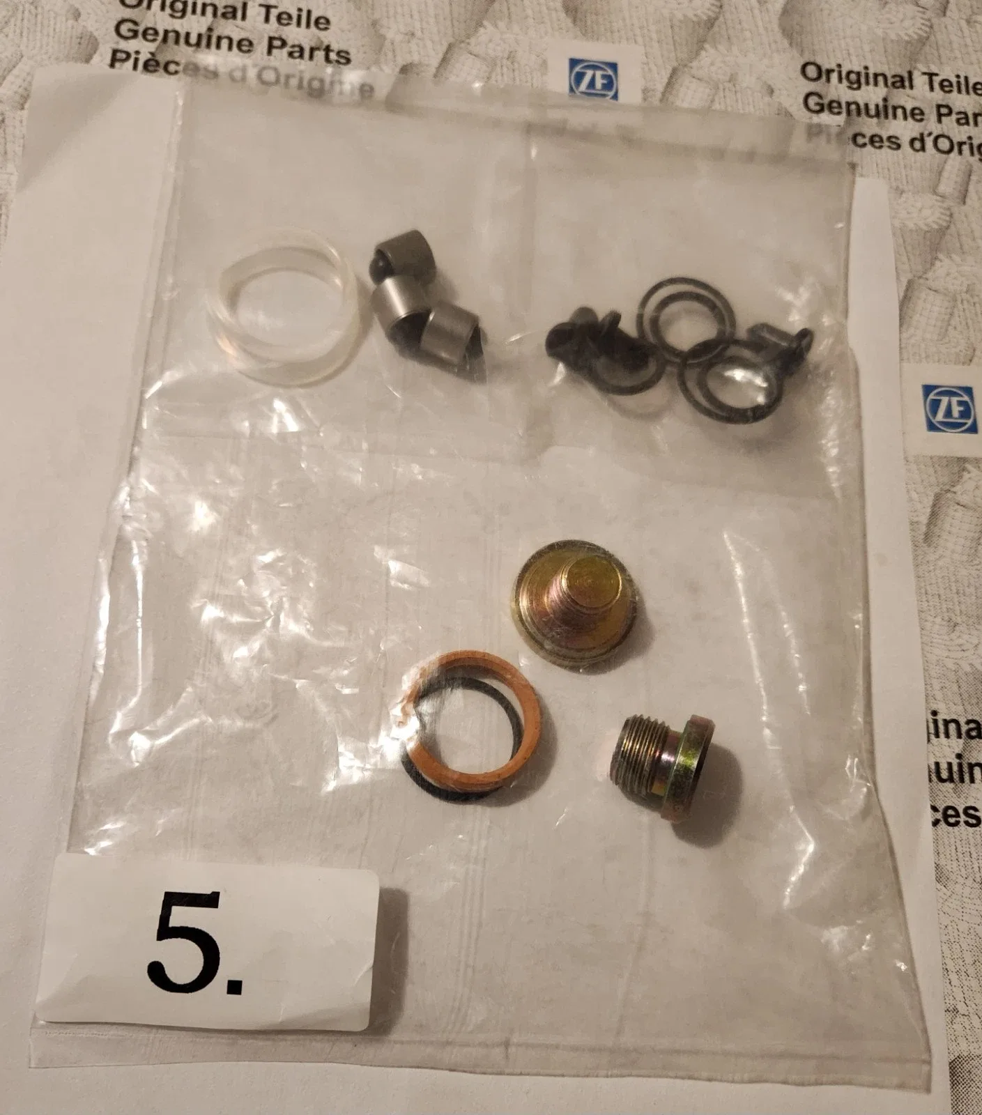 ZF 5HP19 BMW RWD Valve-Body Plug & Seal Service Set (Diagram #5) (ZF)