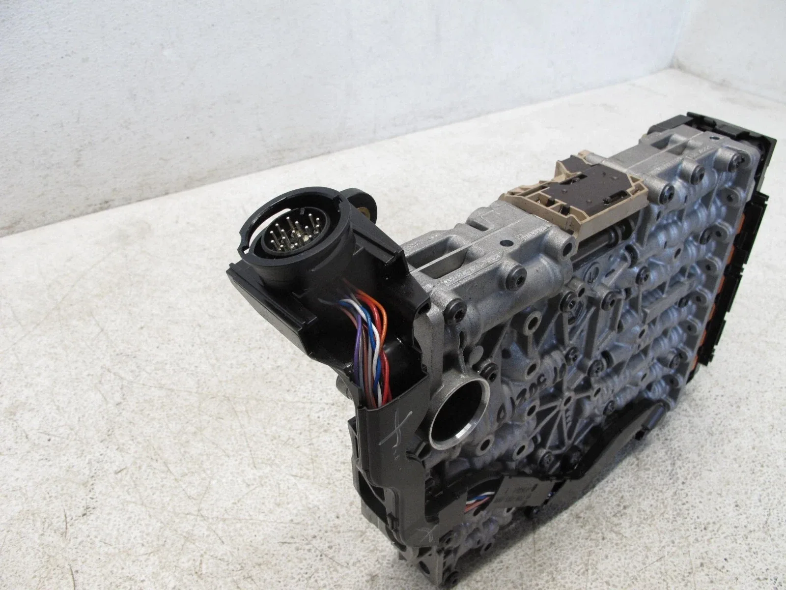 2013-2016 Audi B8 A4/A6/A7/Q5 PRU Mechatronic Valve Body (0260550082) image 3
