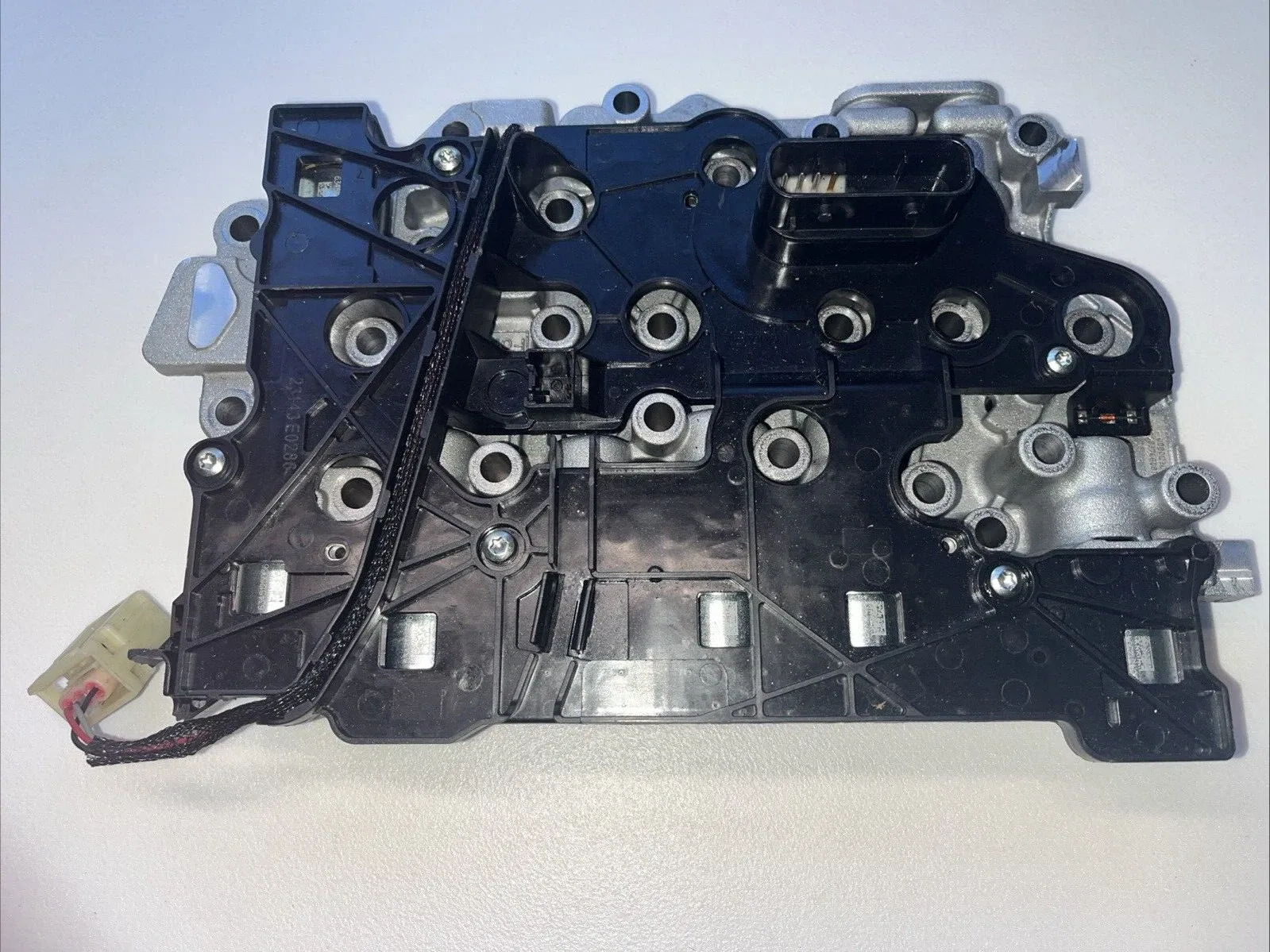 13-18 FORD FUSION 2.5L L4 GAS ENGINE AUTOMATIC TRANSMISSION VALVE BODY OEM image 2