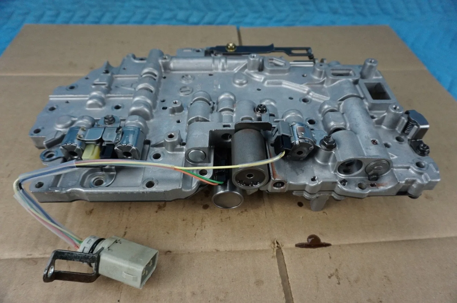 1998-2002 Lexus LX470 Automatic Transmission Valve Body 35410-60500 image 2
