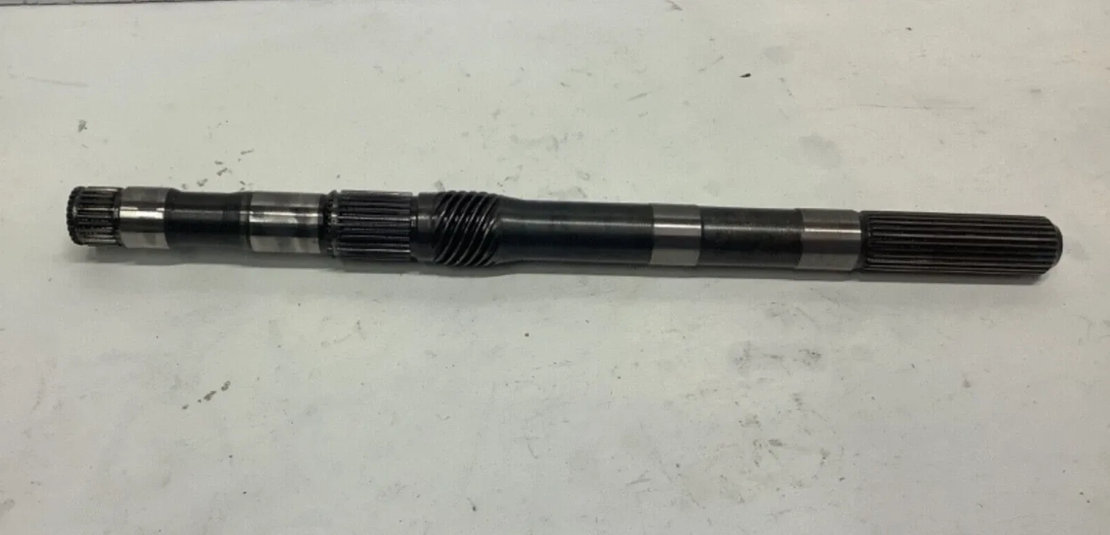TH350 TURBO  TRANSMISSION MAIN OUT PUT SHAFT 18 1/2 LONG FOR 9 IN TAILHOUSING