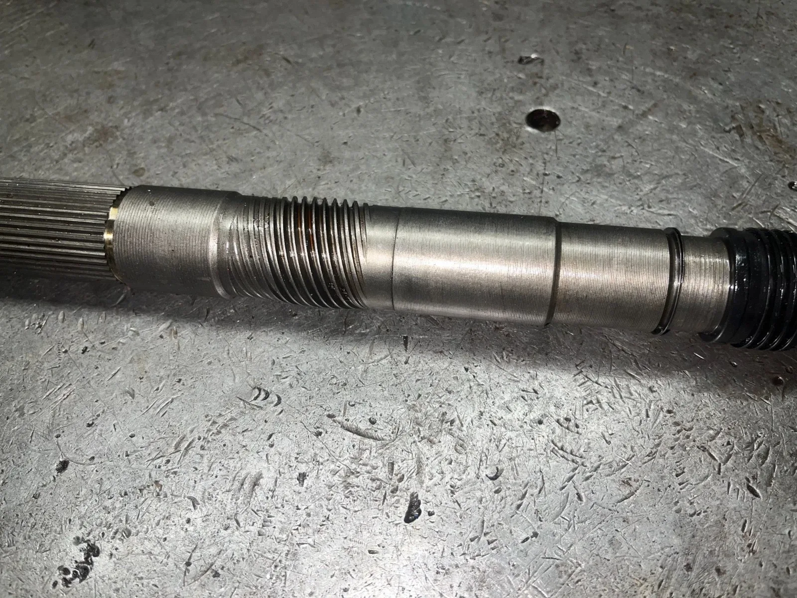 Ford C4 2wd out put shaft 19-5/8  lenth, image 2