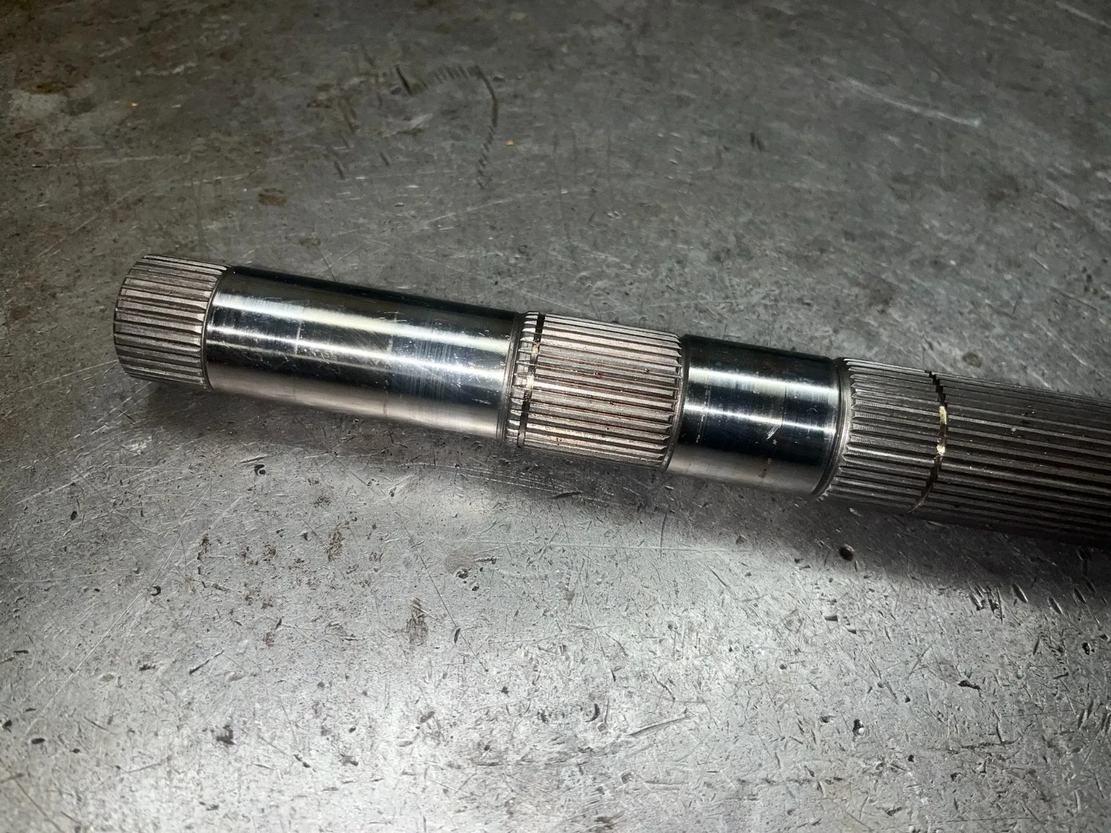 Ford C4 2wd out put shaft 19-5/8  lenth, image 3
