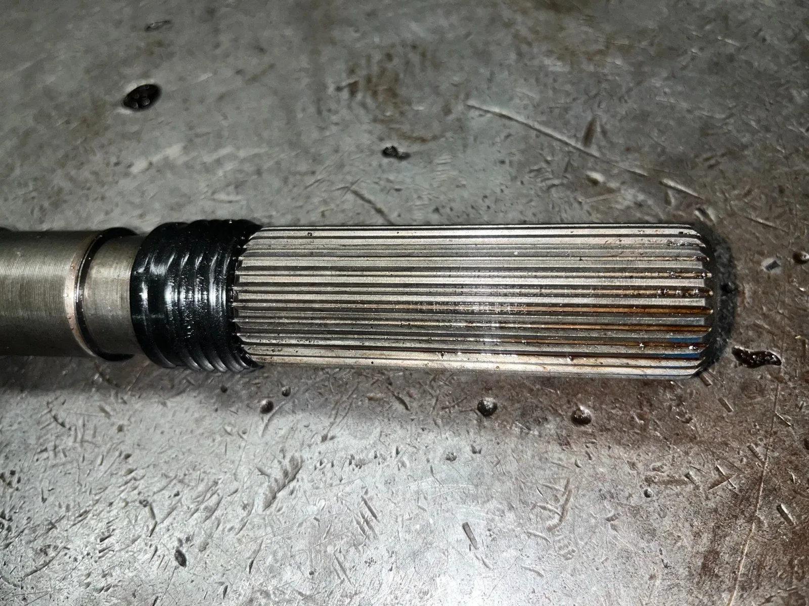 Ford C4 2wd out put shaft 19-5/8  lenth,