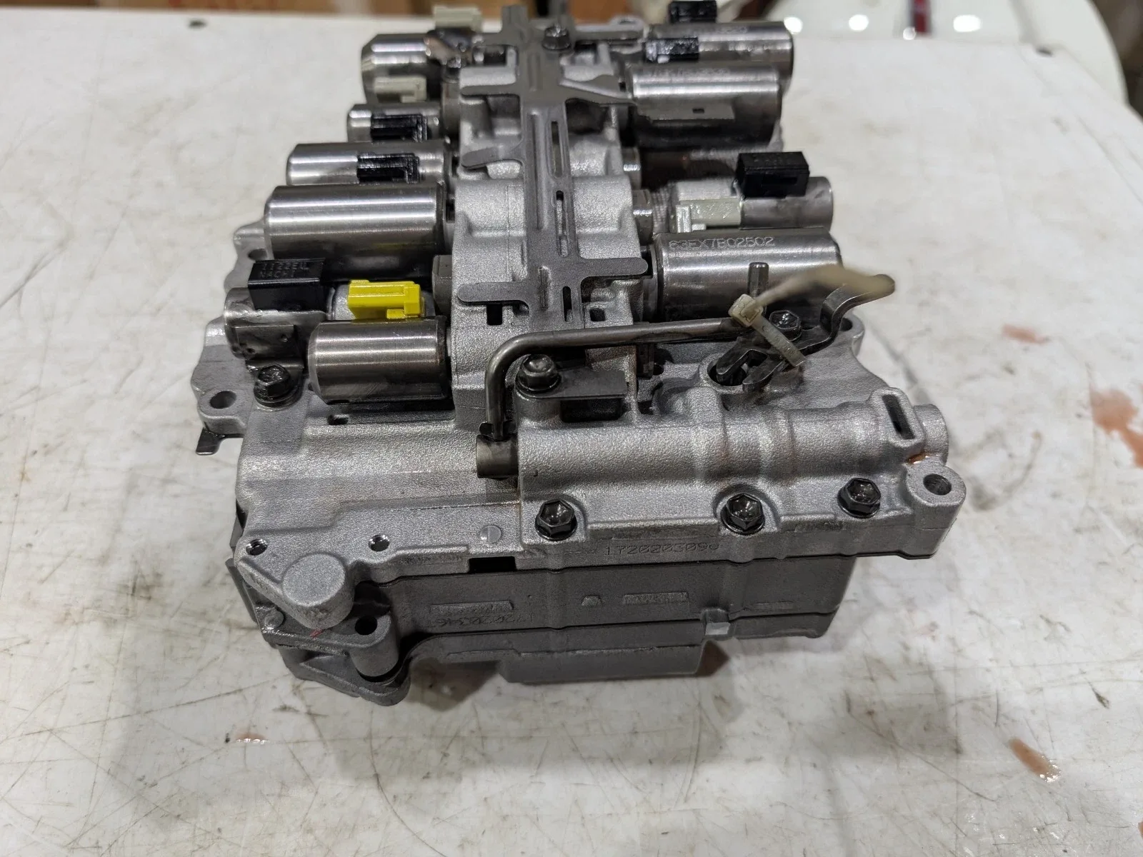 2017 Volvo V90 Cross Country Automatic Transmission Valve Body TG-81SC image 2