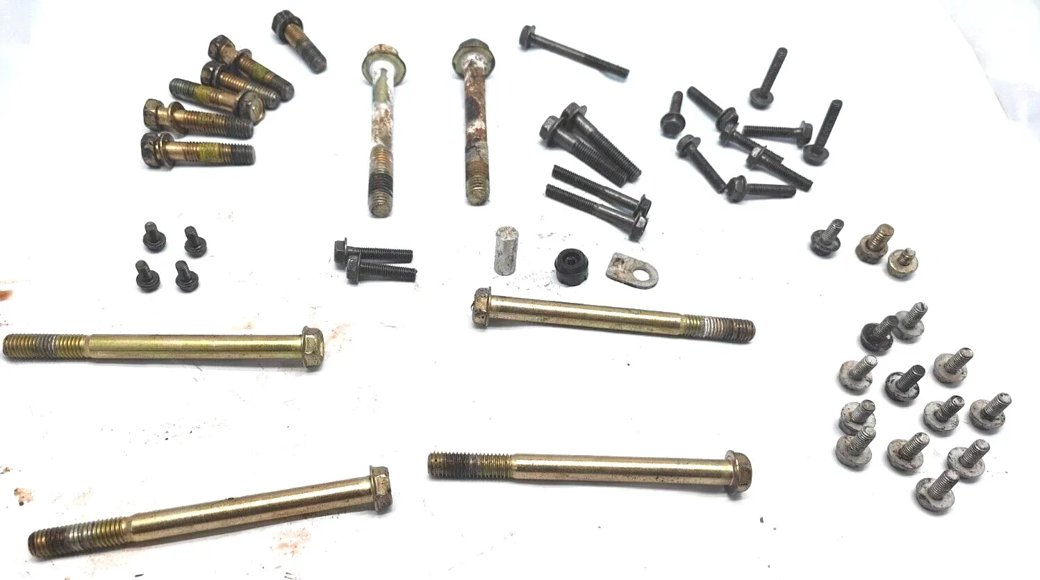 . For Toyota 03-71LE Transmission Case & Valve Body Bolts Kit USED
