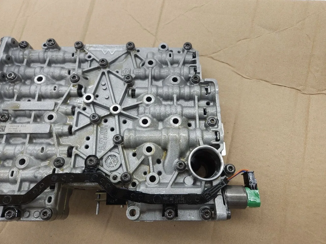 13-19 Jaguar XJ XJR X351 Transmission Valve Body TCU TCM Mechatronics Control image 2