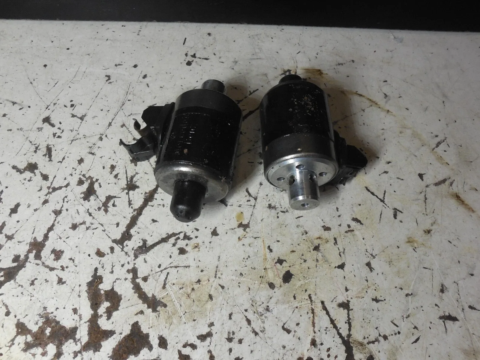 MERCEDES BENZ 722.6 transmission solenoid valve pair 2402710082 image 3